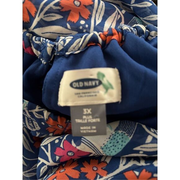 Old Navy Maxi Comfy Dress - Picture 8 of 8